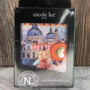 Nicole Lee ID Wallet